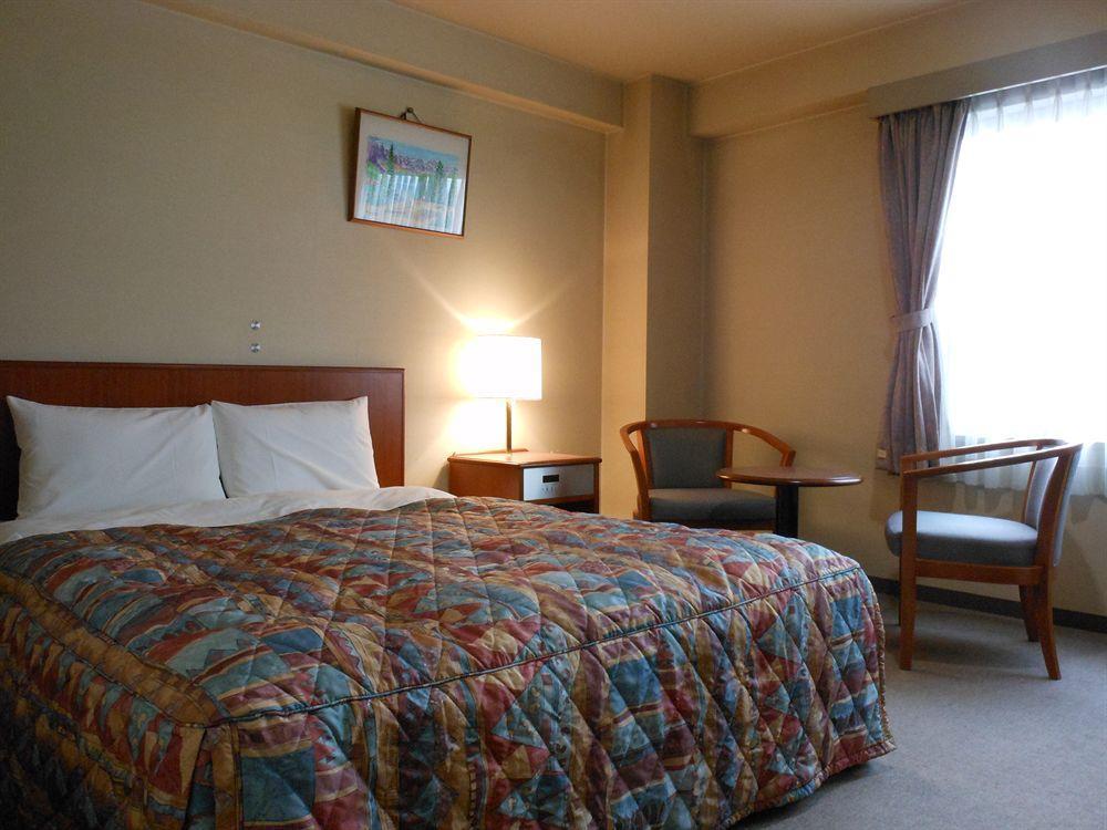 Hotel New Tohoku Tokio Buitenkant foto
